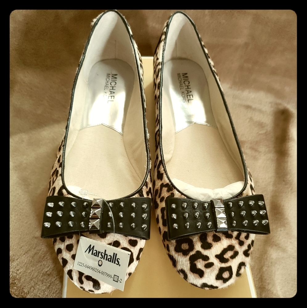 Leopard print ballerina flats